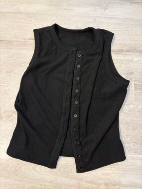 Black Button-Front Ribbed Tank Top